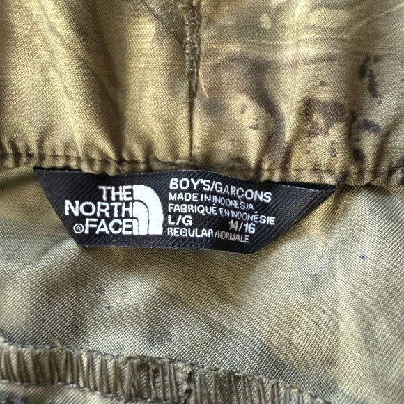 The North Face Boys Olive Flash dry shorts size Large 14/16 - Picture 6 of 6